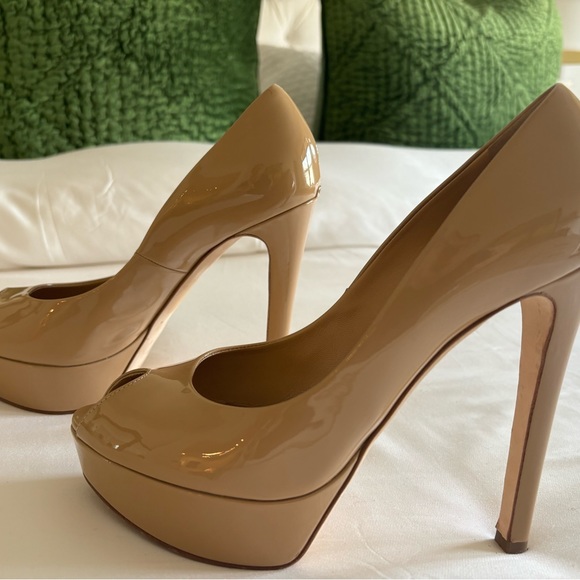 Christian Dior Miss Dior Peep Nude Patent Heels - Picture 5 of 11
